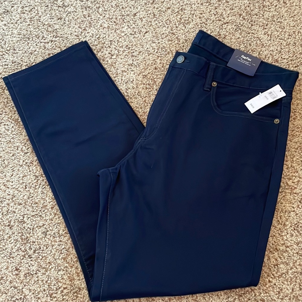 NWT Men’s Gap Pants
